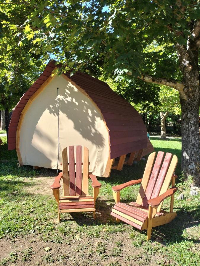 Habitat Createur - Hebergements Insolites Au Camping Municipal "Les Ecureuils" Recoubeau-Jansac Exterior photo